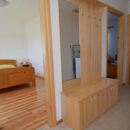 Stela Apartman Nenadici (Krk)