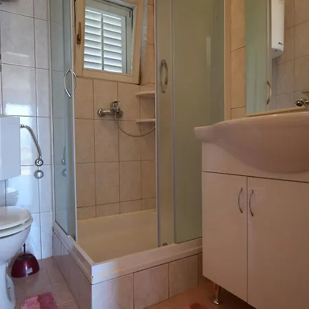 Apartment Stela
