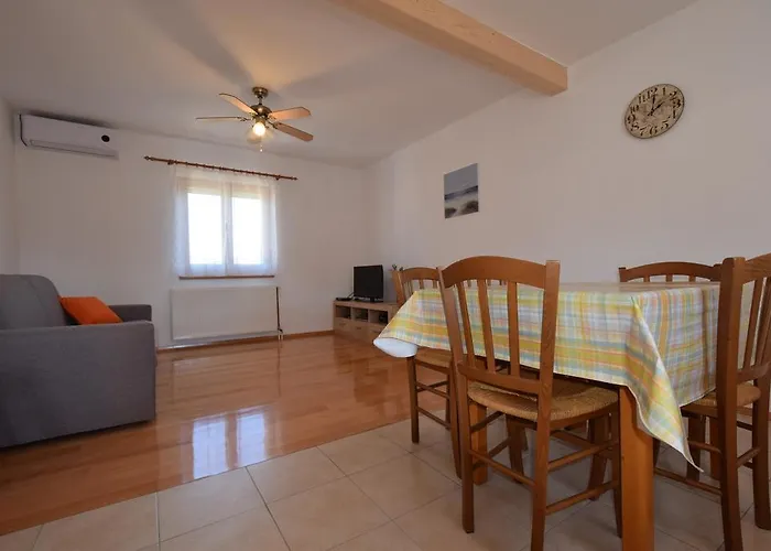 Apartment Stela Nenadici (Krk)